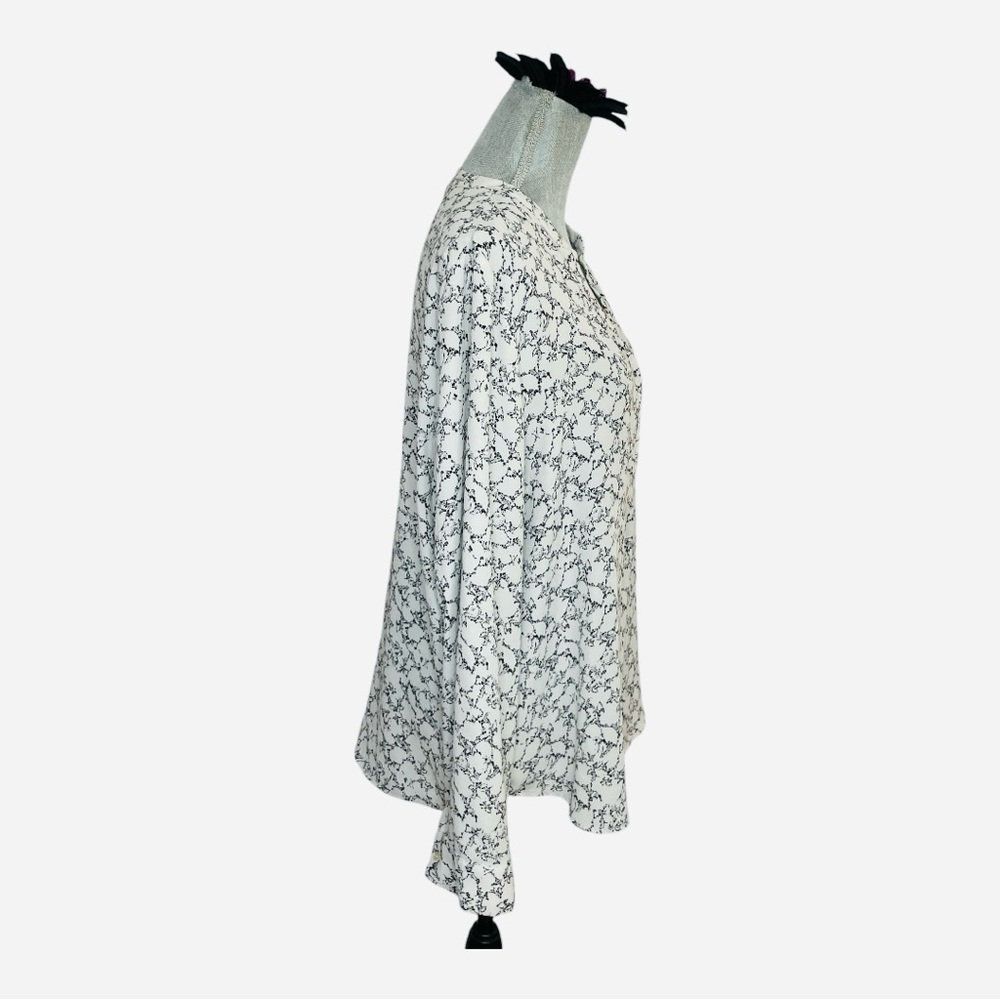 The Limited XXL Black & White Abstract Print V-Neck Blouse Flowy - Picture 5 of 14